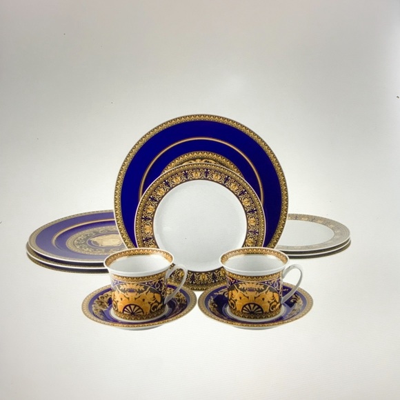 Rosenthal meets Versace 10 piece Medusa dinnerware - Picture 3 of 8